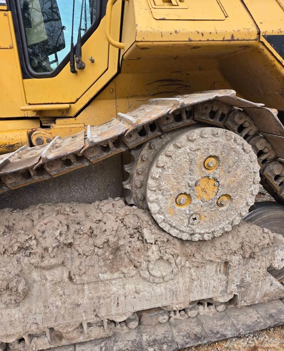 CAT D6M XL Vikšriniai buldozeriai