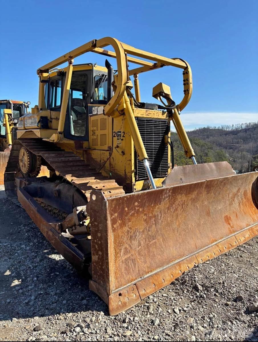 CAT D6R Vikšriniai buldozeriai