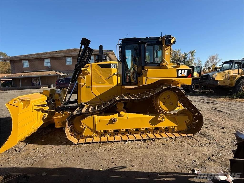 CAT D6T Vikšriniai buldozeriai