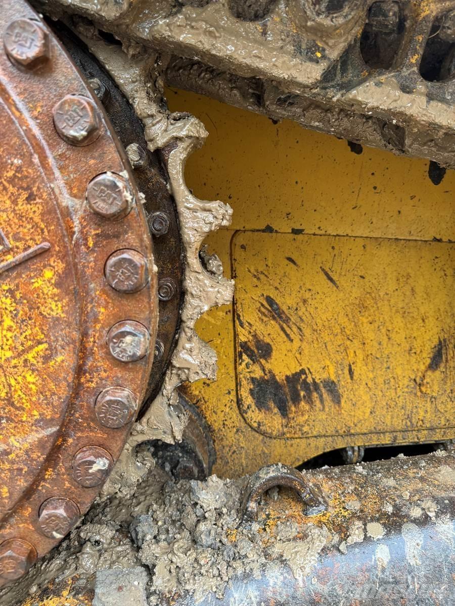CAT D6T XL Vikšriniai buldozeriai