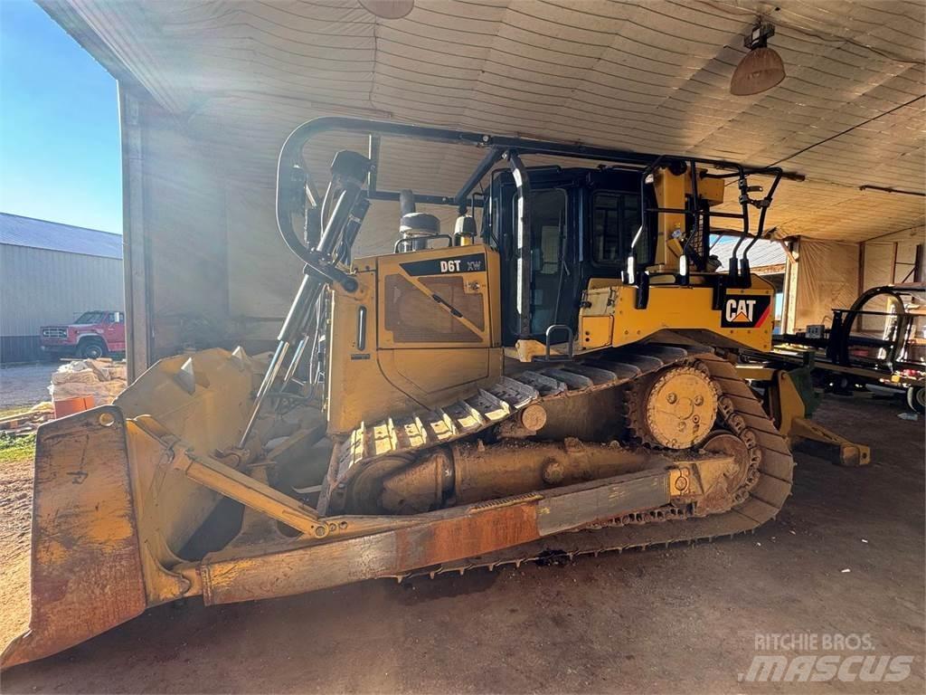 CAT D6T XW Vikšriniai buldozeriai