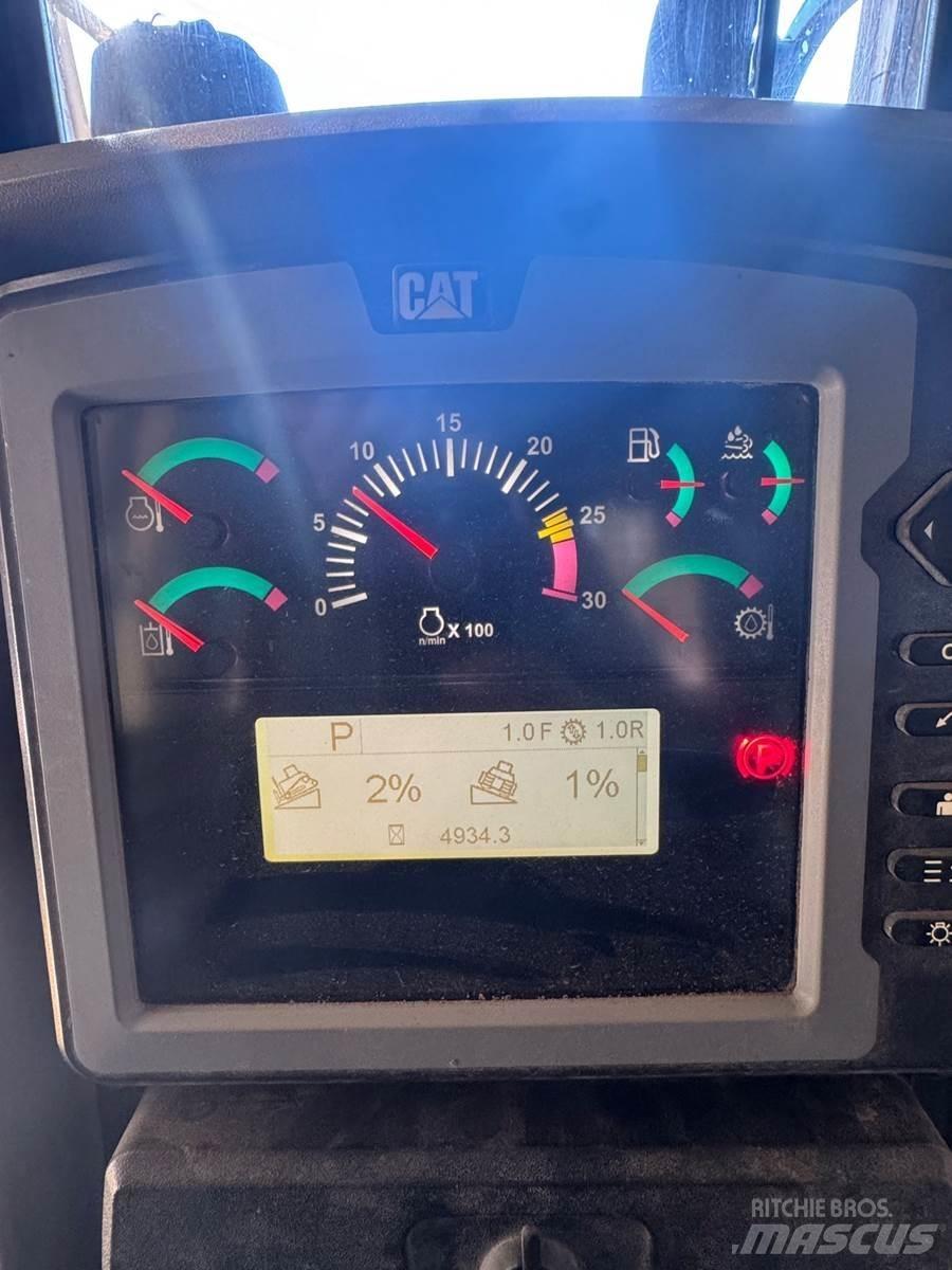 CAT D6T XW Vikšriniai buldozeriai