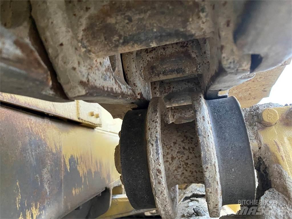 CAT D7E Vikšriniai buldozeriai