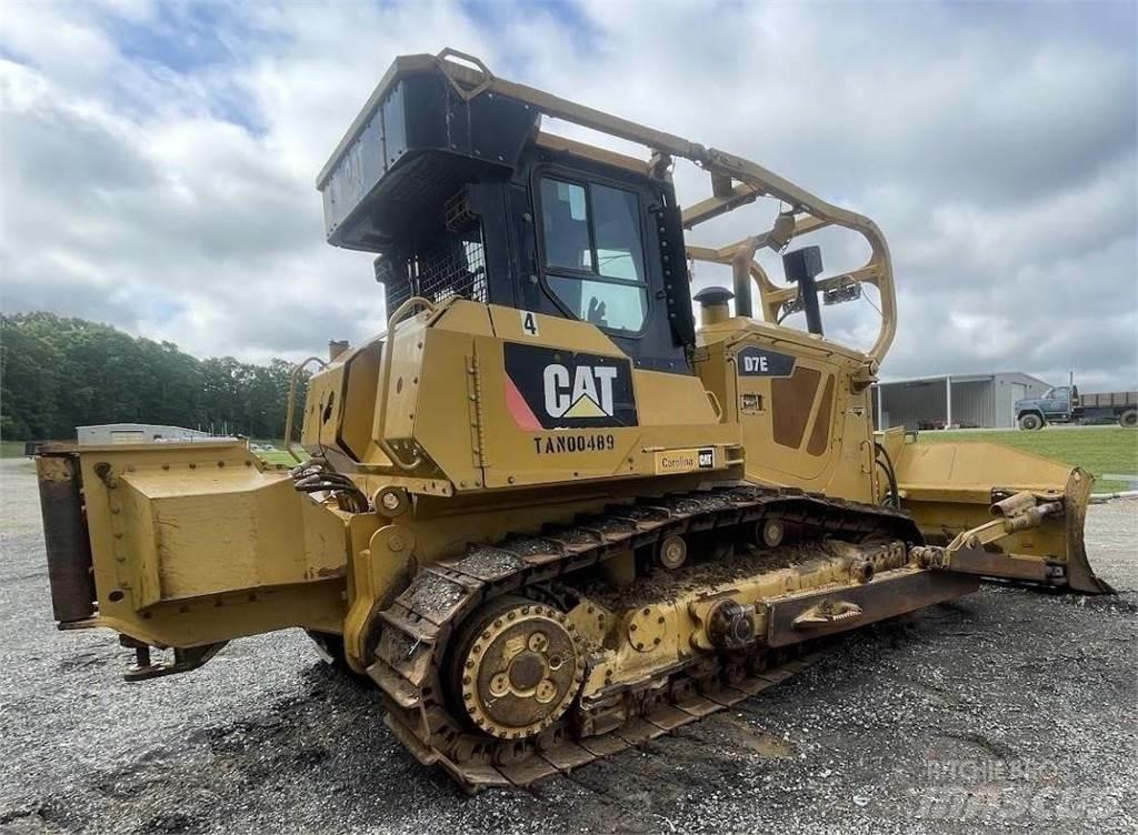CAT D7E Vikšriniai buldozeriai