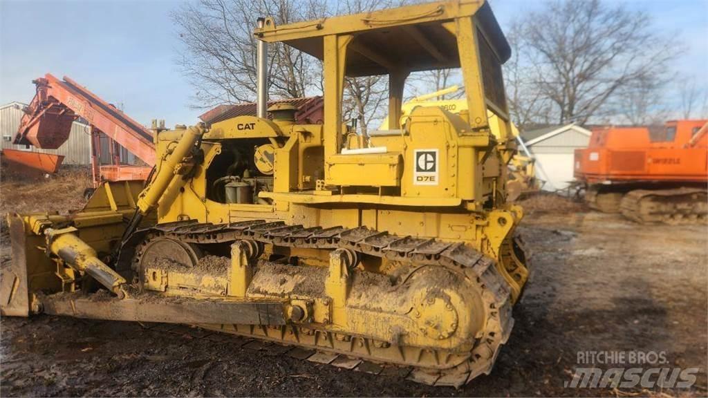 CAT D7F Vikšriniai buldozeriai