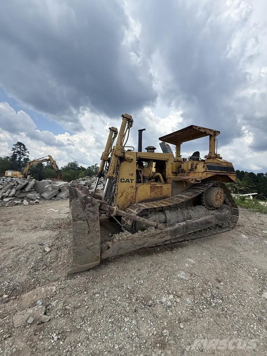 CAT D7H Vikšriniai buldozeriai