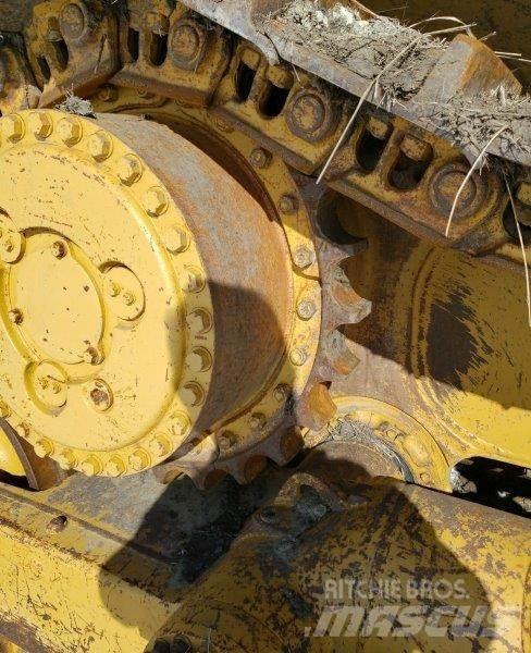CAT D7R Vikšriniai buldozeriai