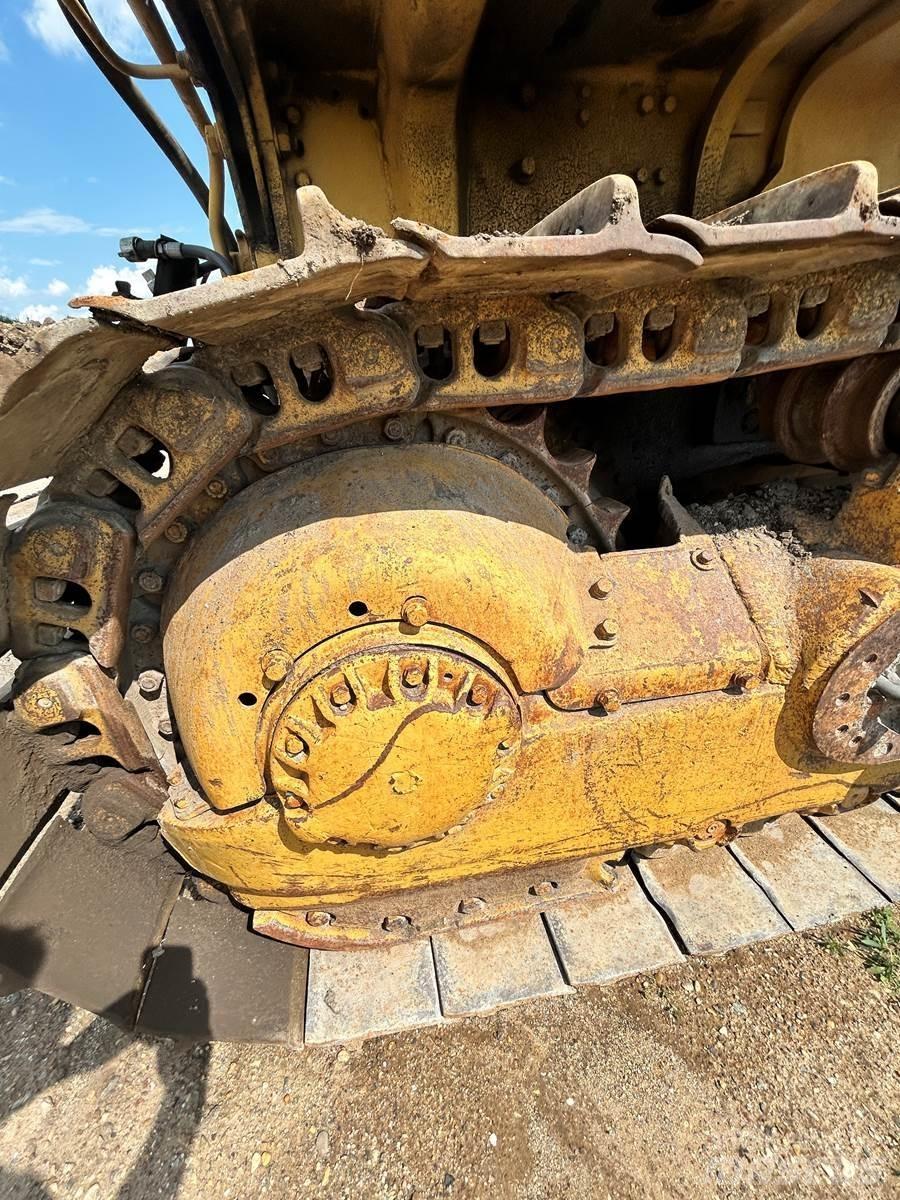 CAT D8H Vikšriniai buldozeriai