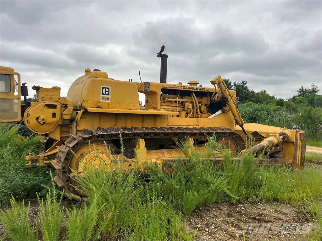 CAT D8H Vikšriniai buldozeriai