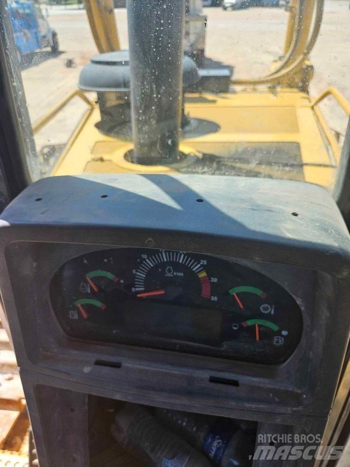 CAT D8T Vikšriniai buldozeriai
