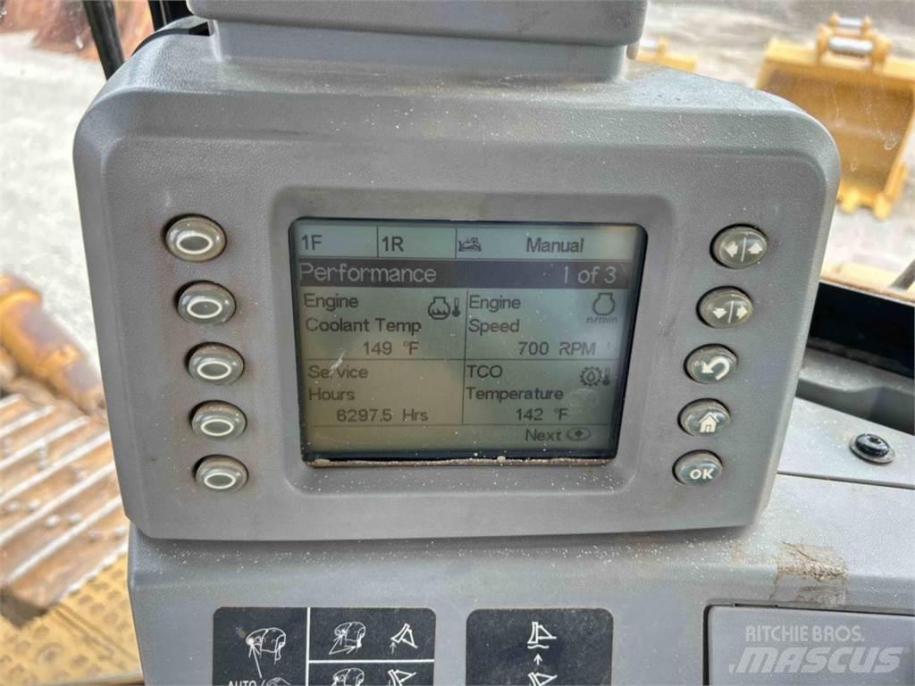 CAT D8T Vikšriniai buldozeriai