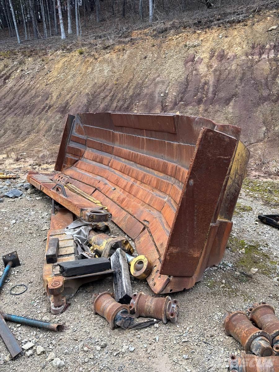CAT D9R Vikšriniai buldozeriai