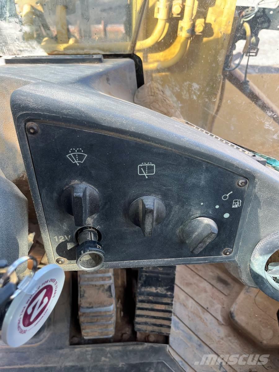 CAT IT38G Naudoti ratiniai krautuvai