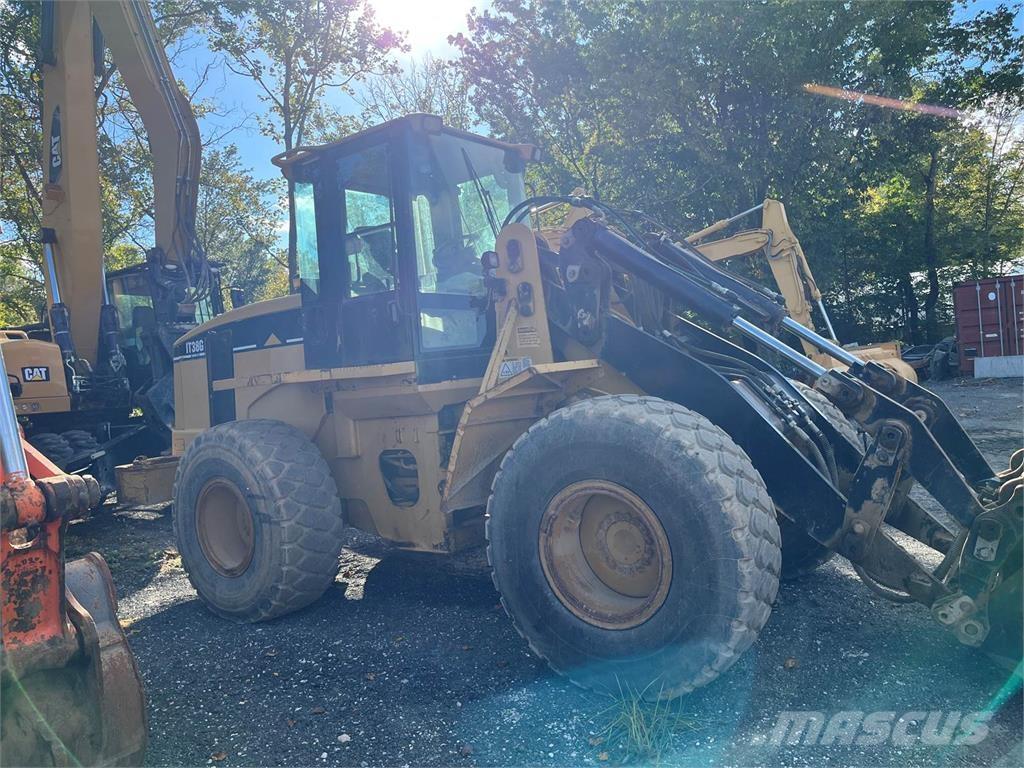 CAT IT38G Naudoti ratiniai krautuvai