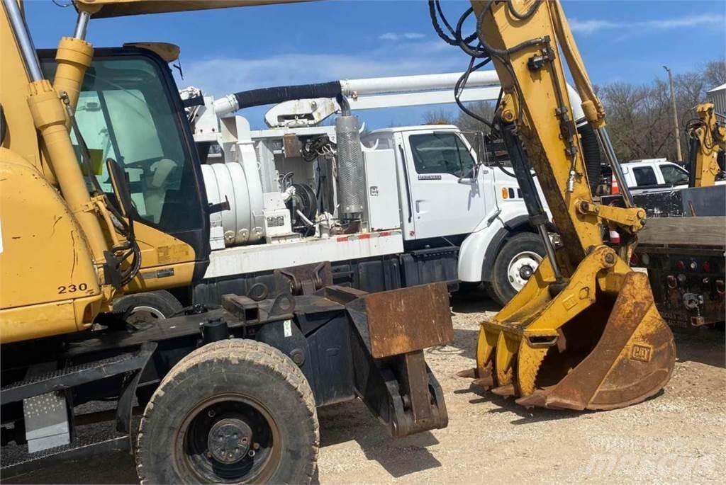 CAT M316C Ratiniai ekskavatoriai