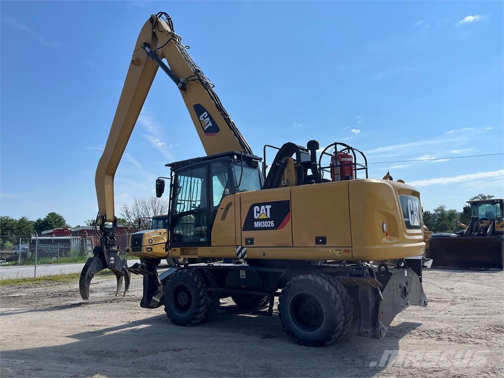 CAT MH3026 Griovimo ekskavatoriai
