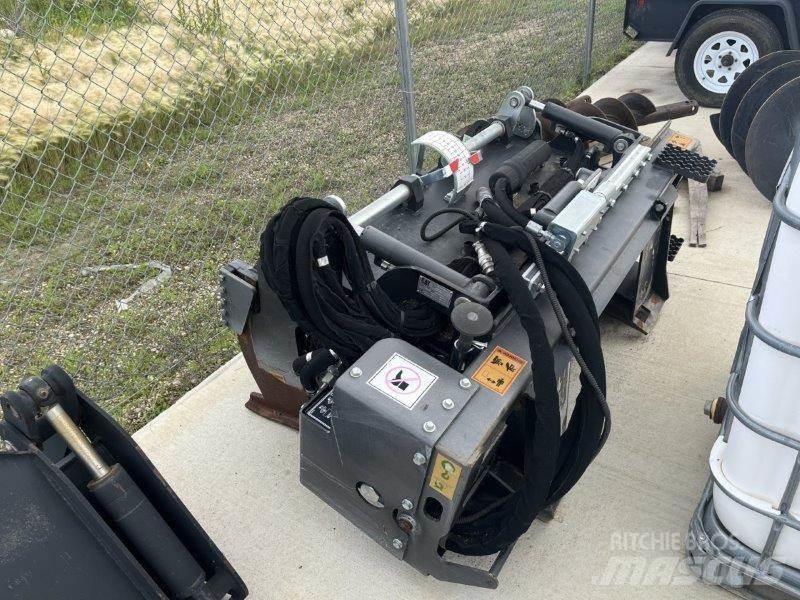 CAT PC412B Kiti naudoti statybos komponentai