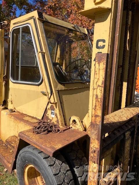 CAT V120 Šakiniai krautuvai - Kita