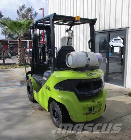 Clark S25L Šakiniai krautuvai - Kita