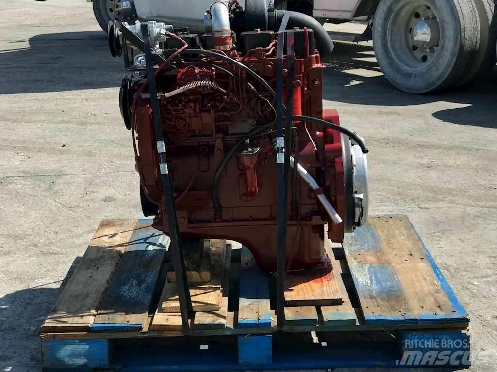 Cummins 4BT Varikliai