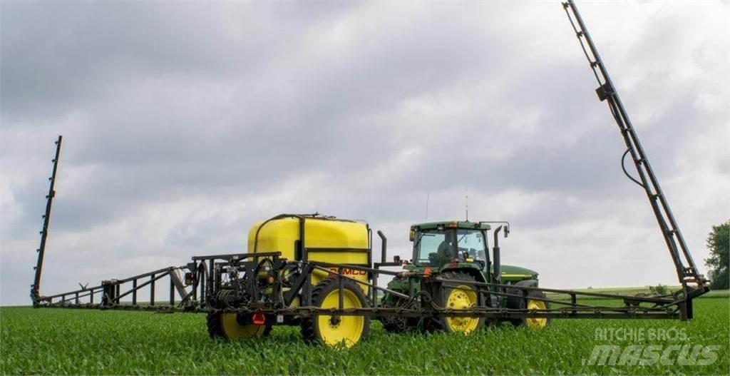 Demco 1250 Prikabinami purkštuvai