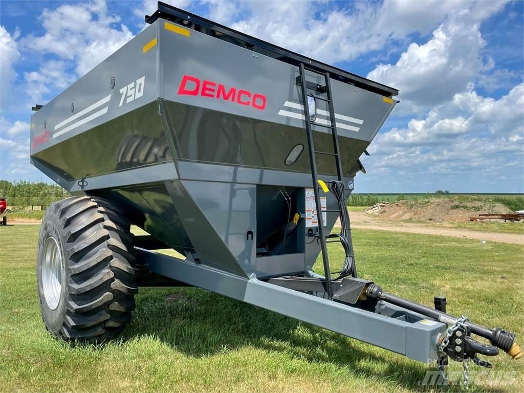 Demco 750 Grūdų vežimėliai