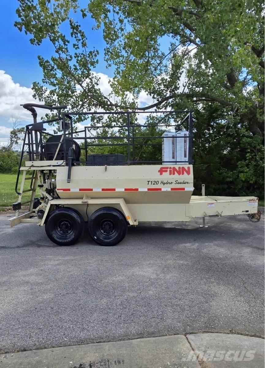 Finn T120 Priėmimo bunkeriai, pūtimo įrenginiai ir keltuvai