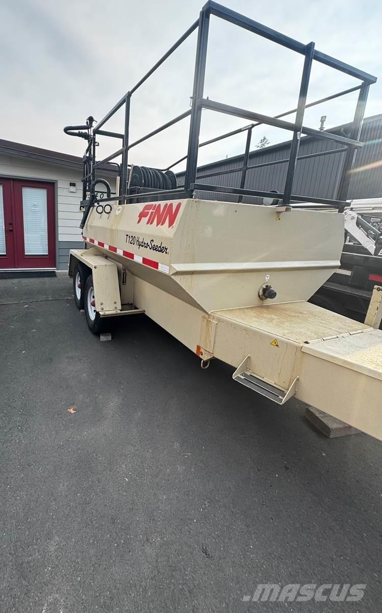 Finn T120 Priėmimo bunkeriai, pūtimo įrenginiai ir keltuvai