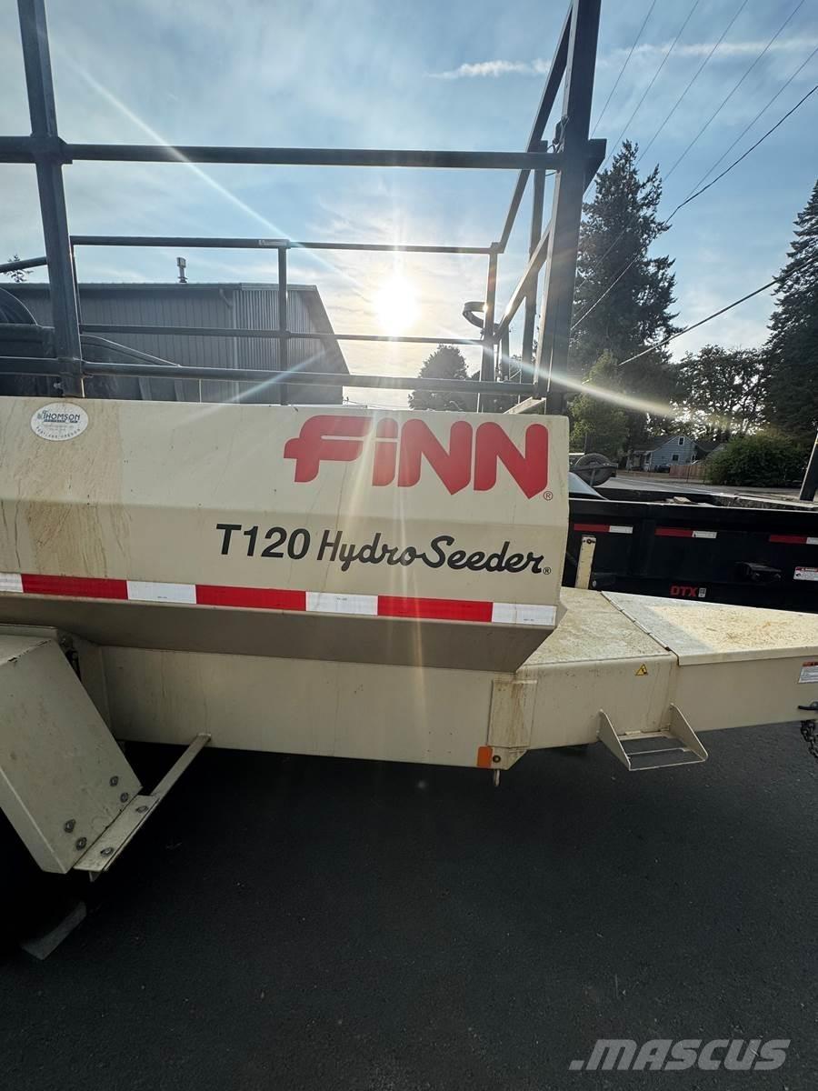 Finn T120 Priėmimo bunkeriai, pūtimo įrenginiai ir keltuvai
