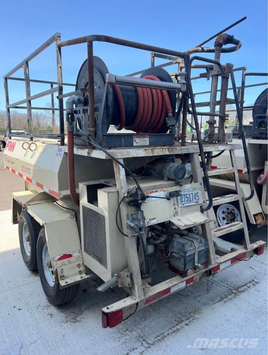 Finn T120 Priėmimo bunkeriai, pūtimo įrenginiai ir keltuvai