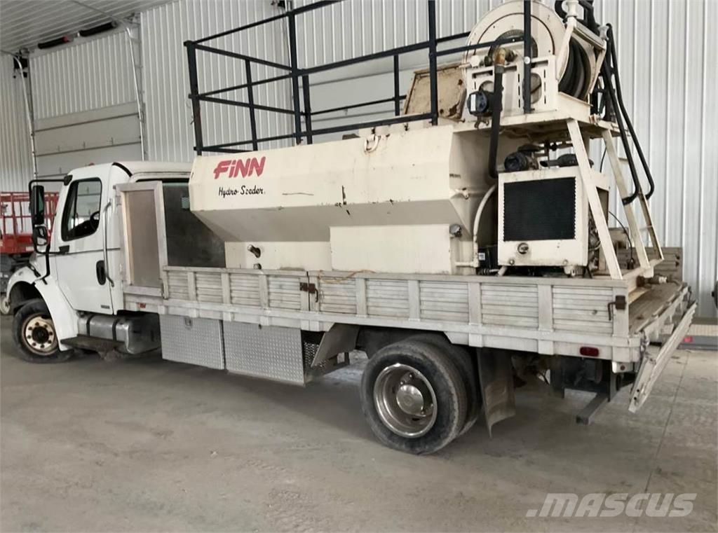 Finn T120 Priėmimo bunkeriai, pūtimo įrenginiai ir keltuvai