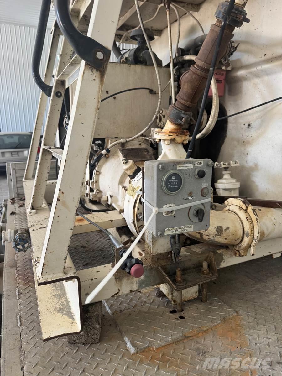 Finn T120 Priėmimo bunkeriai, pūtimo įrenginiai ir keltuvai