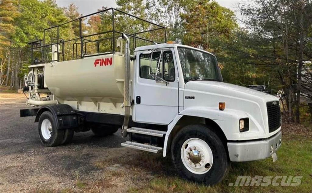 Finn T170 Priėmimo bunkeriai, pūtimo įrenginiai ir keltuvai