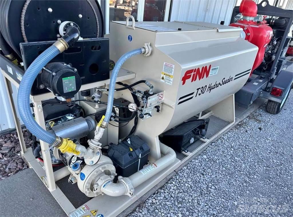Finn T36T Priėmimo bunkeriai, pūtimo įrenginiai ir keltuvai