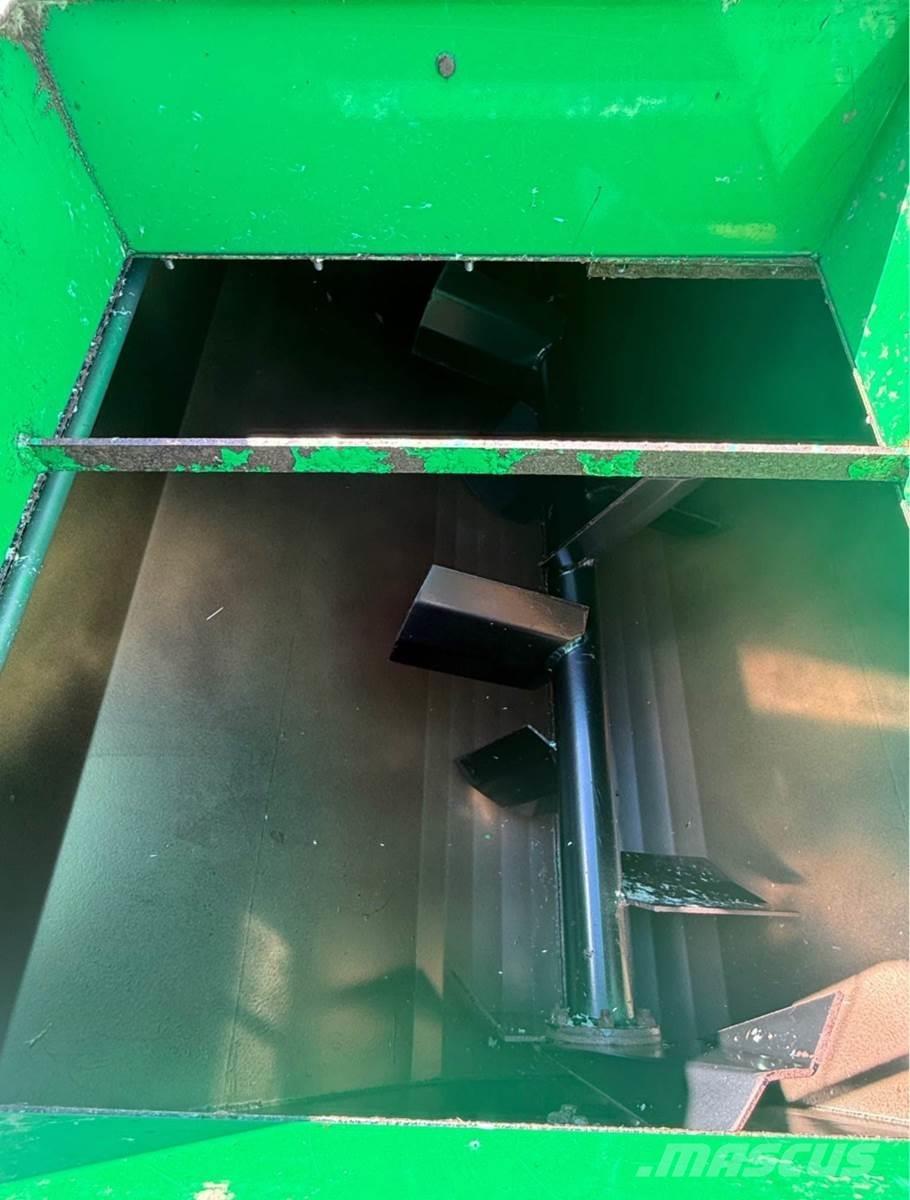 Finn T60T Priėmimo bunkeriai, pūtimo įrenginiai ir keltuvai