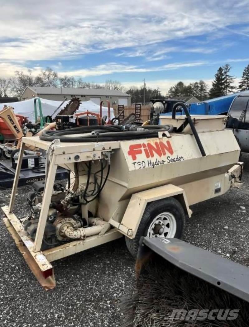 Finn T60T Priėmimo bunkeriai, pūtimo įrenginiai ir keltuvai