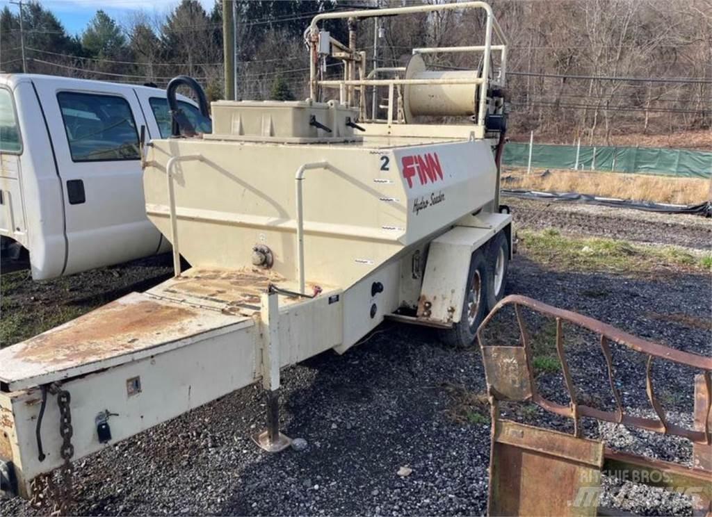 Finn T90 Priėmimo bunkeriai, pūtimo įrenginiai ir keltuvai