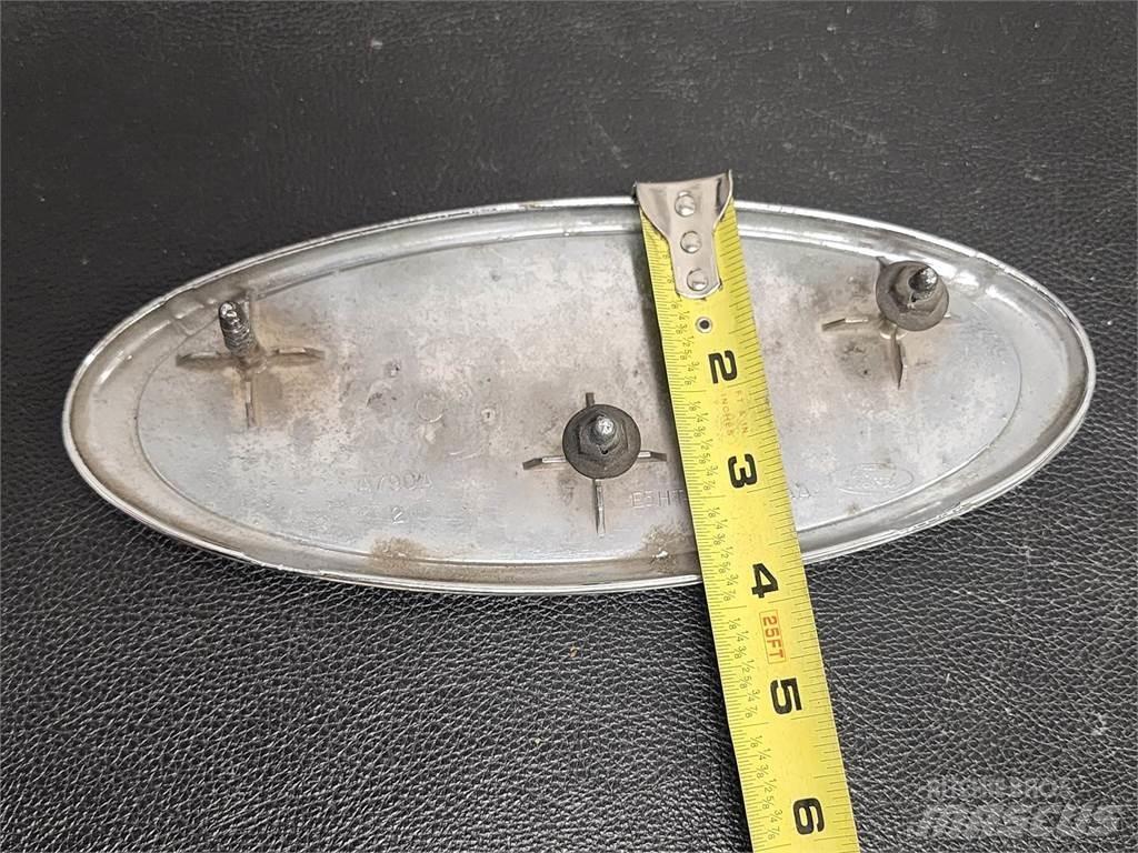Ford  Kiti naudoti statybos komponentai