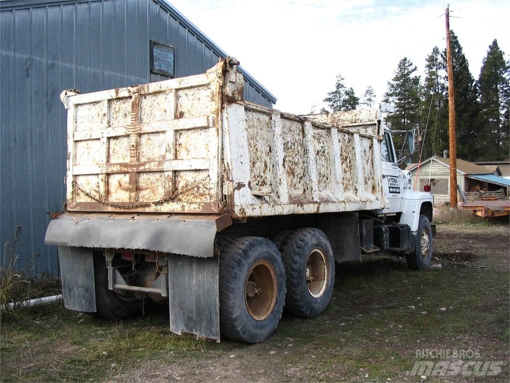 Ford 8000 Savivarčių priekabų vilkikai