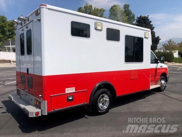 Ford E-450 Greitosios pagalbos automobilis