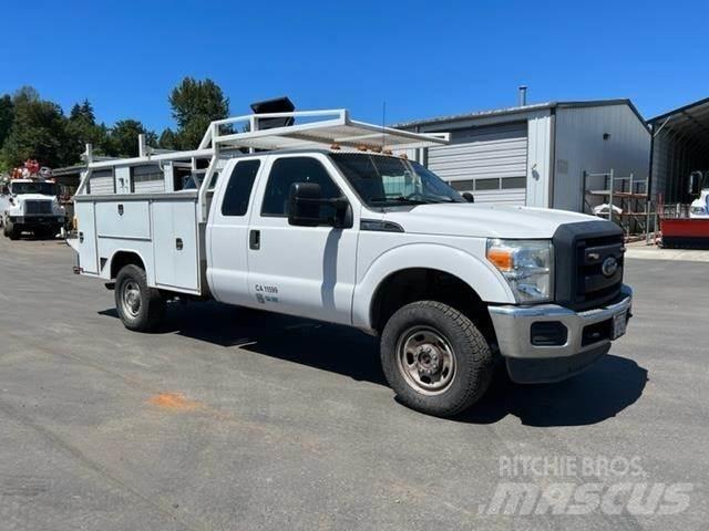 Ford F-350 Visuotinės / bendrosios paskirties automobiliai