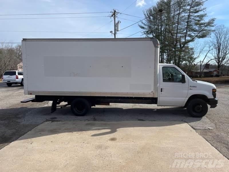 Ford F-350 Sunkvežimiai su dengtu kėbulu