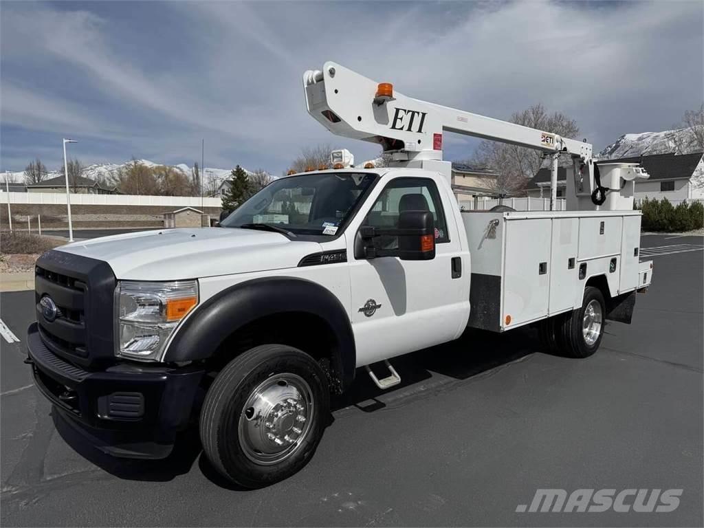 Ford F-450 Ant vilkikų montuojamos kėlimo platformos