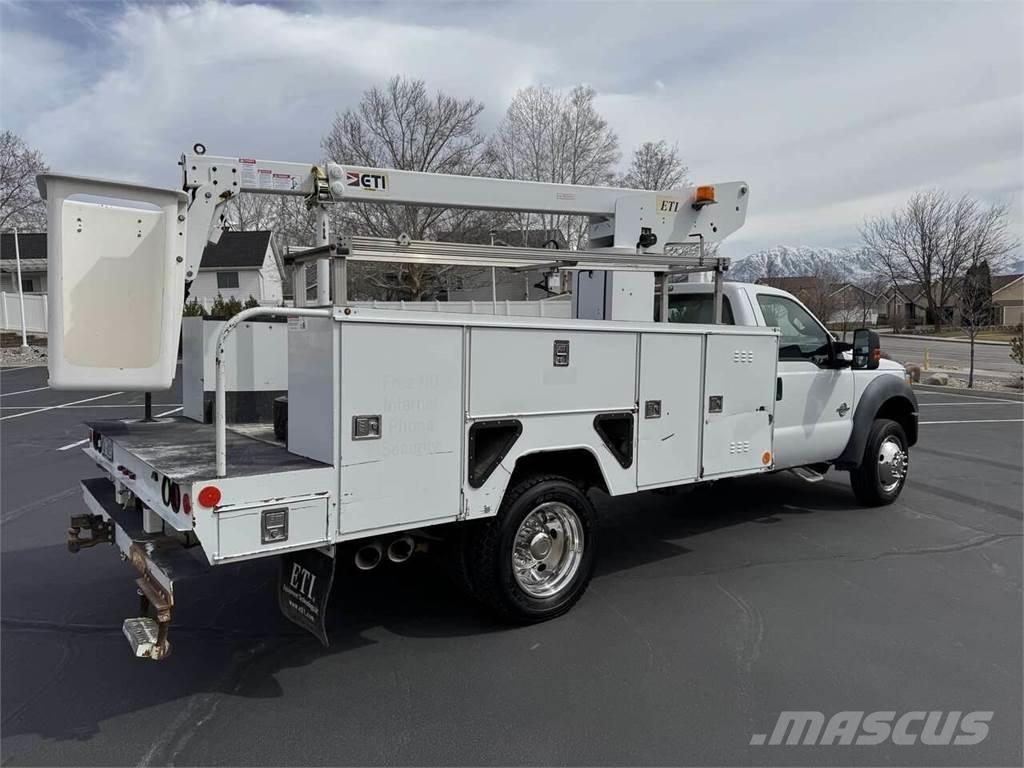 Ford F-450 Ant vilkikų montuojamos kėlimo platformos