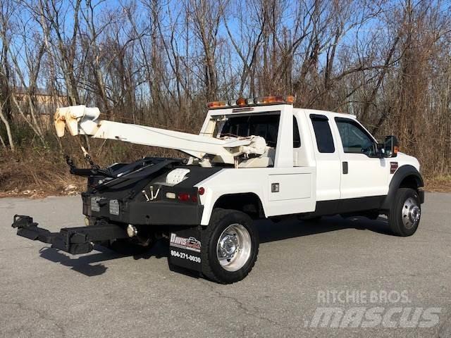 Ford F-550 Pagalbos kelyje automobiliai