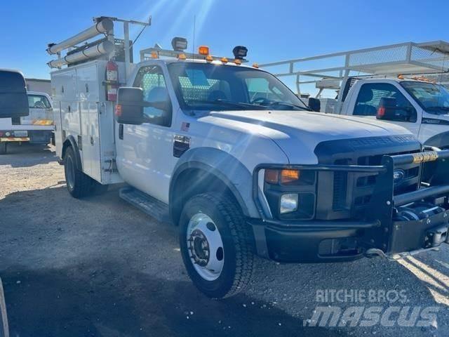 Ford F-550 Visuotinės / bendrosios paskirties automobiliai