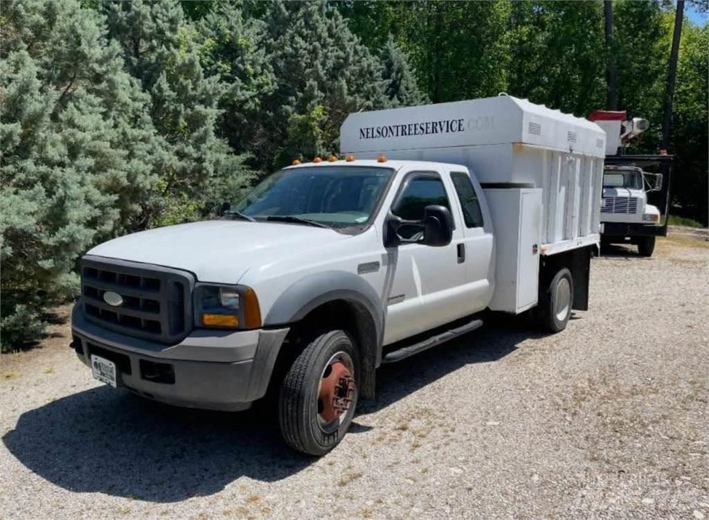 Ford F-550 Sunkvežimiai skiedroms vežti