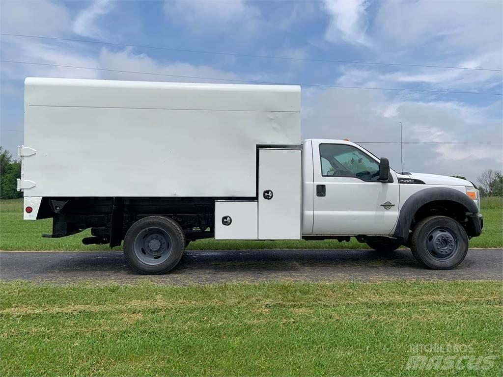 Ford F-550 Sunkvežimiai skiedroms vežti