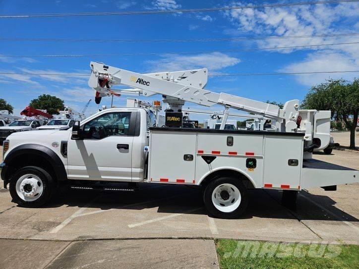 Ford F-550 Ant vilkikų montuojamos kėlimo platformos