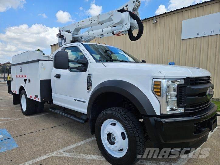 Ford F-550 Ant vilkikų montuojamos kėlimo platformos